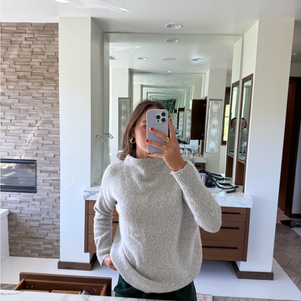 Vince Grey Crew Neck Sweater with Ribbed Detailing